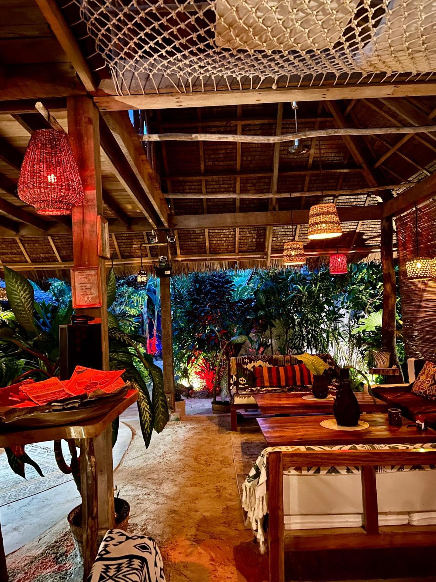 La Boheme Boutique Glamping Hotel General Luna  Luaran gambar