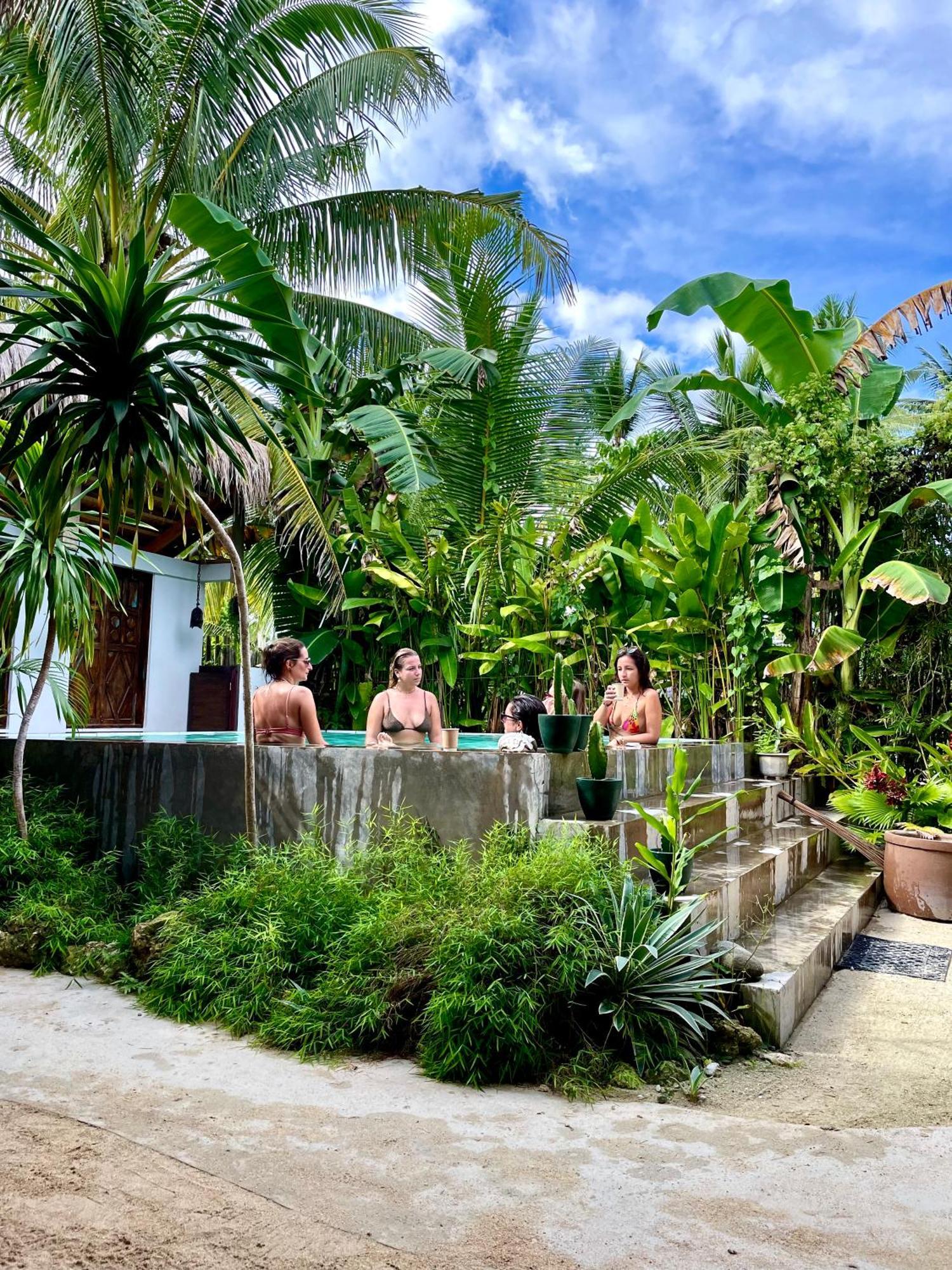 La Boheme Boutique Glamping Hotel General Luna  Luaran gambar